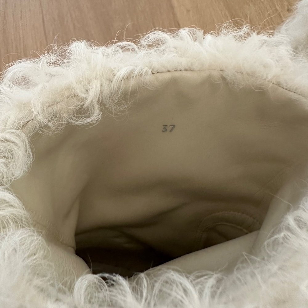 MONCLER REGINE EU 37  Shearling & Suede boots - Picture 4 of 7